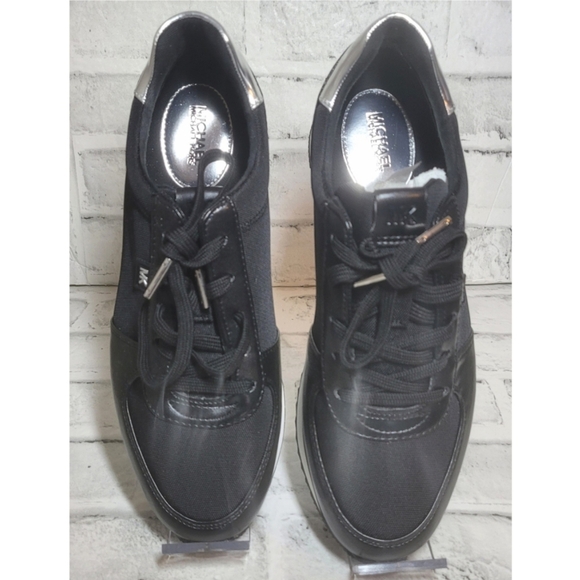 Michael Kors Black Monique Platform Sneakers Canvas Trainer Shoes Size 8.5M New - Picture 2 of 8